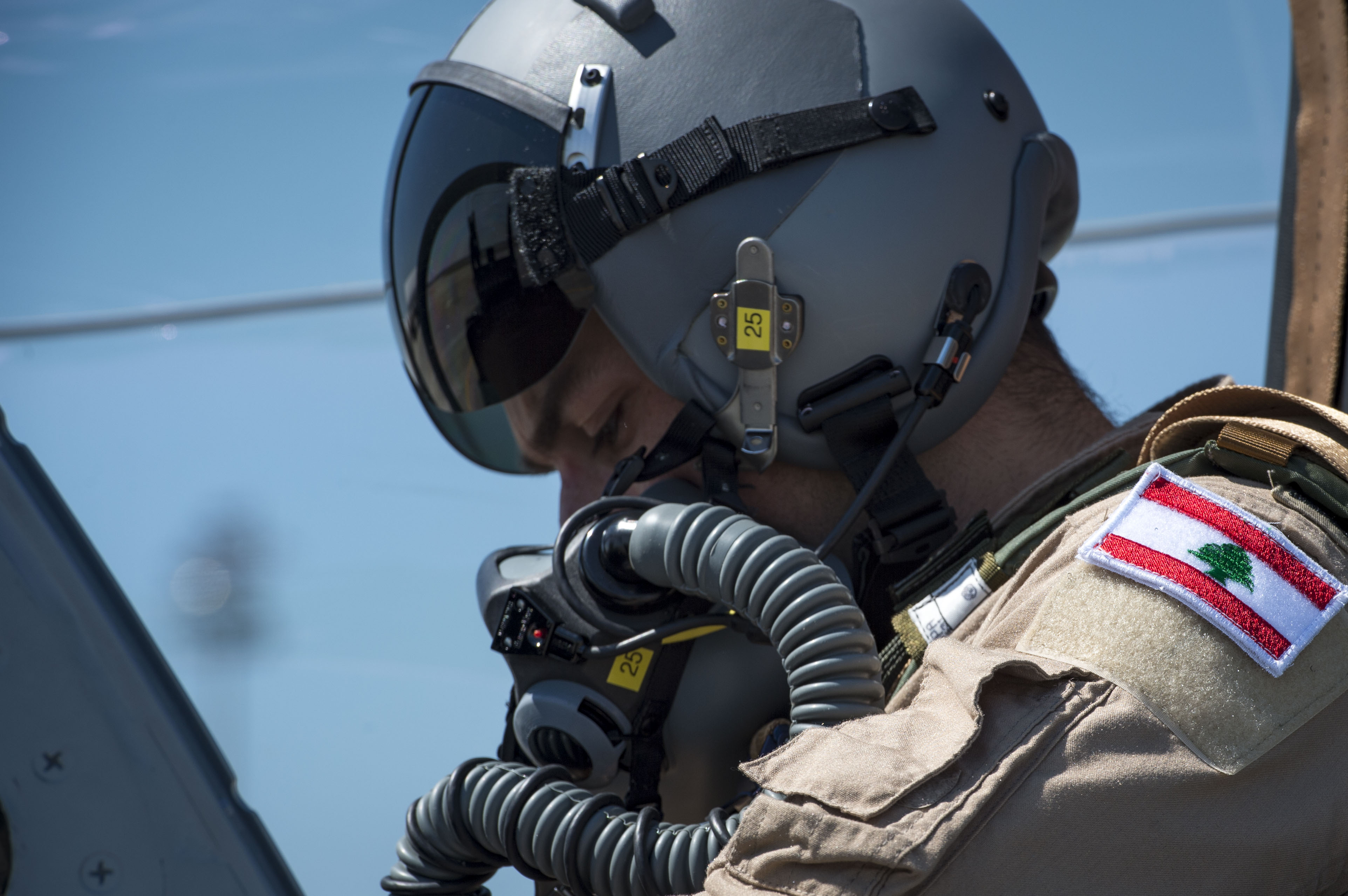 Piloto libanês realiza primeiro voo no A-29 - 2