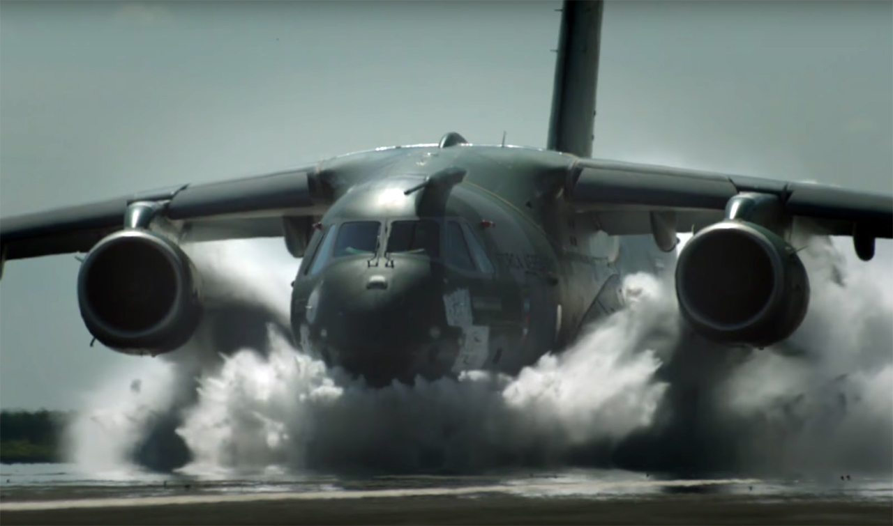 KC-390 Spray Test