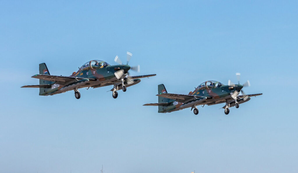 Embraer delivers A29 to Paraguay_3