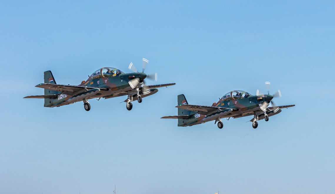 Embraer delivers A29 to Paraguay_3